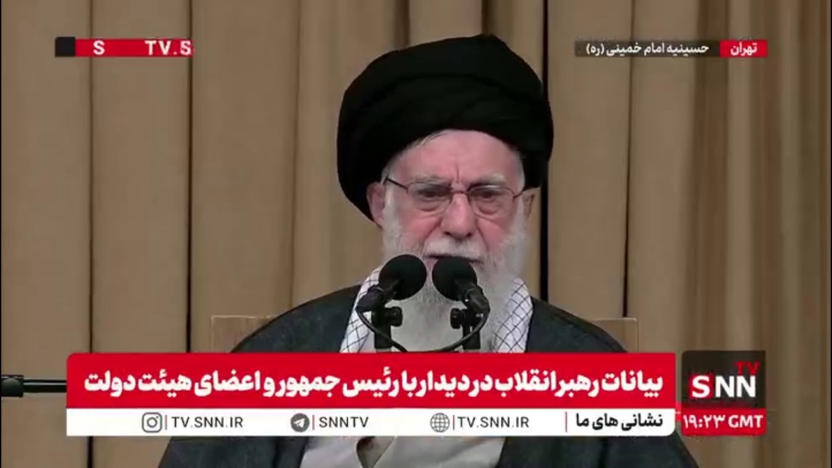 رهبر انقلاب: اهالی رسانه و فضای مجازی سعی کنند به ضرر کشور حرف نزنند/ قوت هایی که هست را بگویند