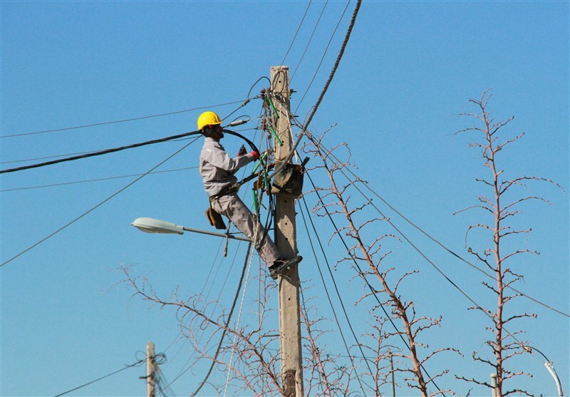 تعدیل بار ۶۶۵ دستگاه ترانسفورماتور پربار در فارس