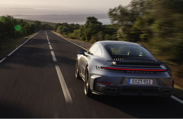 هیولای هیبریدی پورشه: ۹۱۱ توربو S ۲۰۲۶ با ۷۰۱ اسببخار هیولای هیبریدی پورشه: ۹۱۱ توربو S ۲۰۲۶ با ۷۰۱ اسببخار