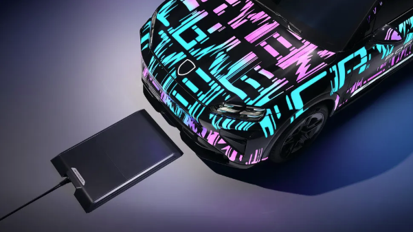 کاین الکتریک، پیشتاز شارژ القایی؛ پورشه تسلا را سر پشت گذاشت کاین الکتریک، پیشتاز شارژ القایی؛ پورشه تسلا را سر پشت گذاشت