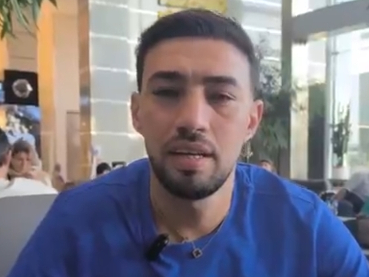 هواداران استقلال خوشحالم که اینجا در کنار شما هستم