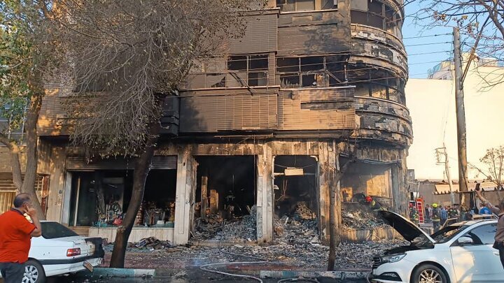 اطفا حریق در سهراه صمدیه اصفهان