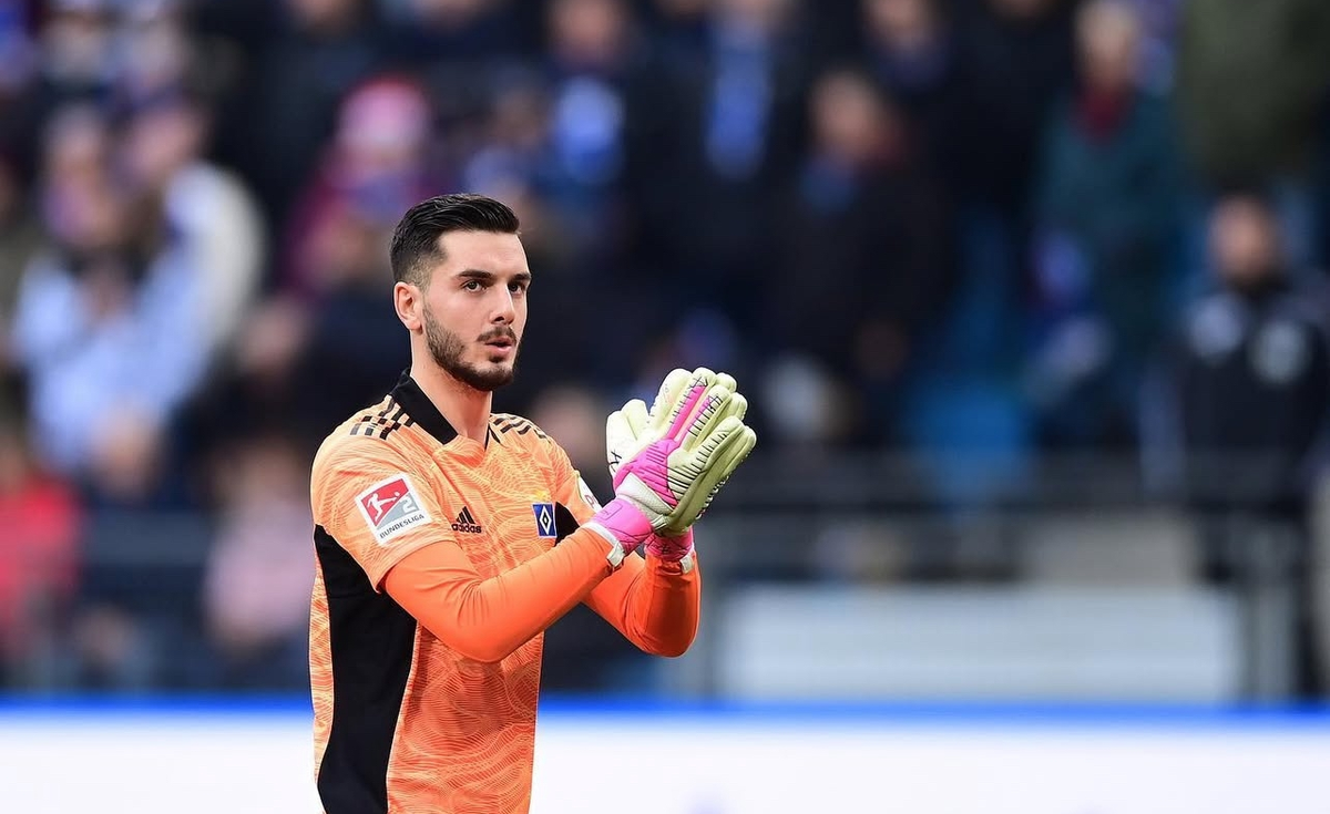 قرعه جانشینی بیرانوند به یک سوئدی رسید/ یوهانسن به تراکتور پیوست