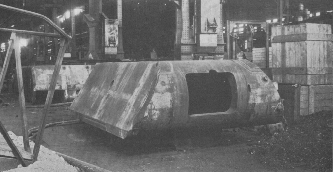 وقتی پورشه دست به ساخت بزرگ ترین تانک جهان زد!/ سرنوشت عجیب تانک غول آسای نازی ها که به دستور هیتلر ساخته شد