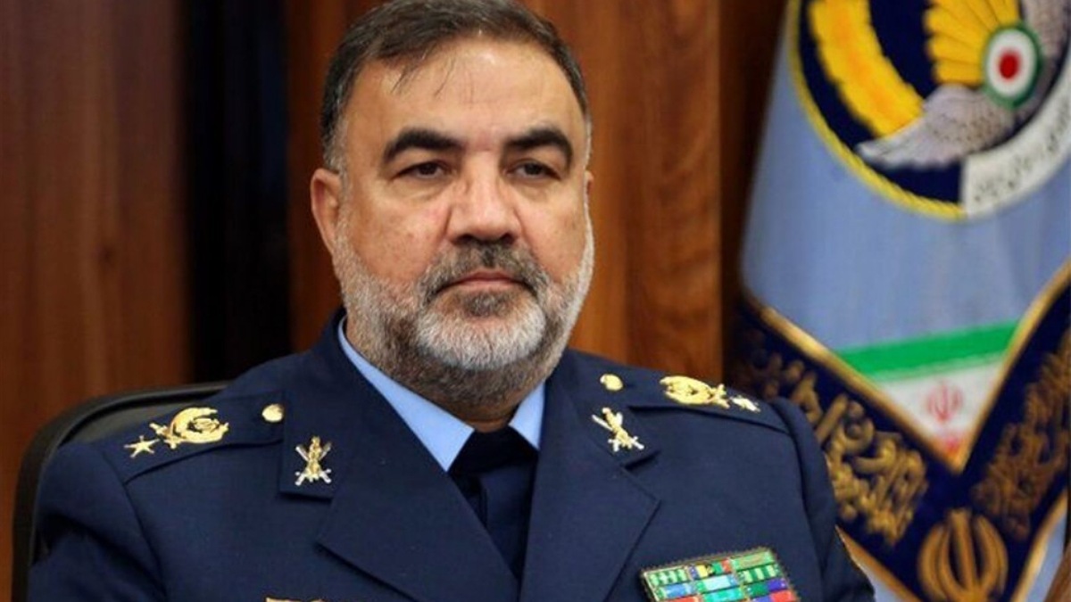 بازدید فرمانده نهاجا از پایگاه هوایی برادران شهید دل حامد