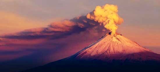 بررسی علمی ماجرای ابرهای عجیب دماوند؛ خبری از دیو و آتشفشان نیست!