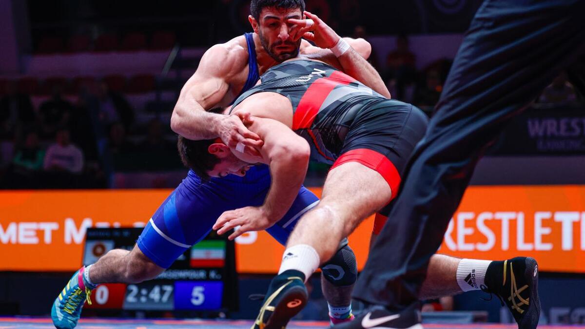 قاسمپور با نمایش فنون جذاب حریف مغول را ۱۰ بر صفر شکست داد و یک چهارم نهایی رسید