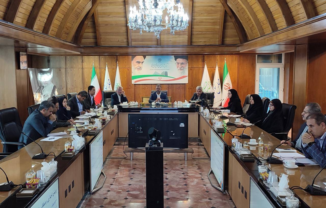 با وجود روند تساعدی تزریق منابع مالی رضایت مندی از نظام سلامت وجود ندارد