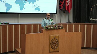 وزیر دفاع: دنیا در کشاکش برقراری یک نظام جدید است