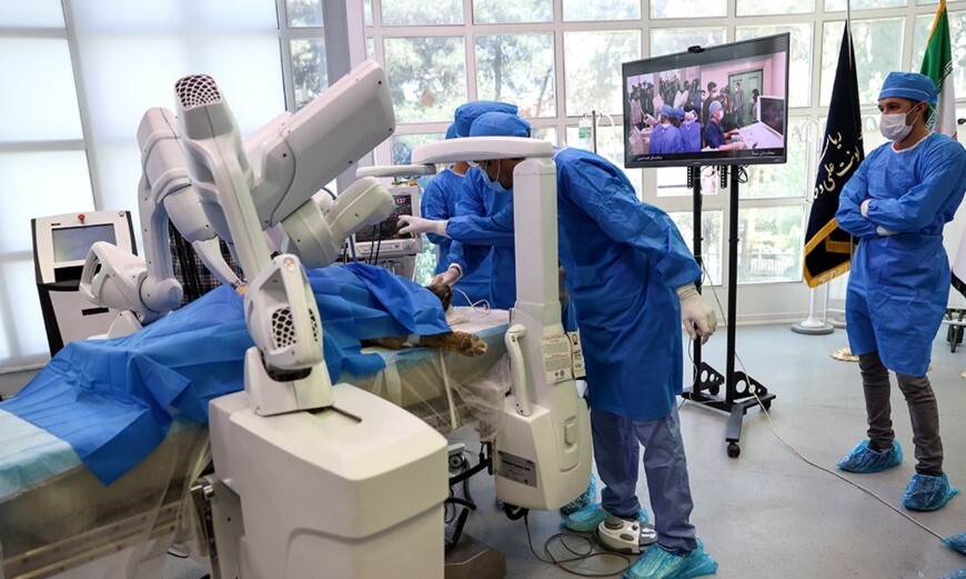 نگاهی به پیچیدگی&zwnj; فنی ساخت ربات&zwnj;های جراح/ ربات جراحی سینا، پیچیده&zwnj;ترین طرح رباتیک پزشکی ایران را بیشتر بشناسید