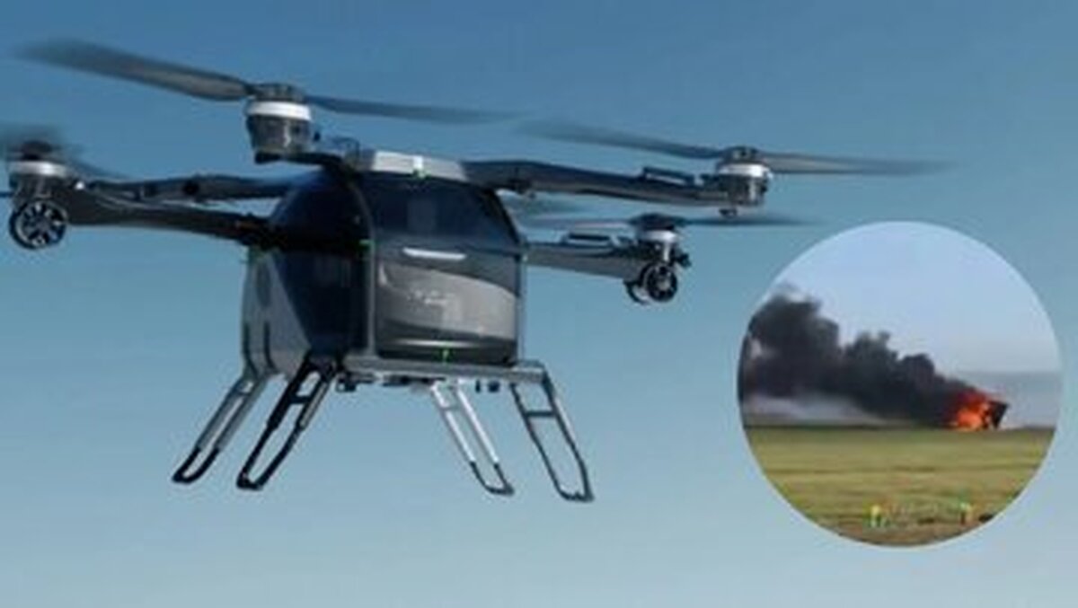 حادثه در آسمان چین/ دو خودروی پرنده با هم برخورد کردند