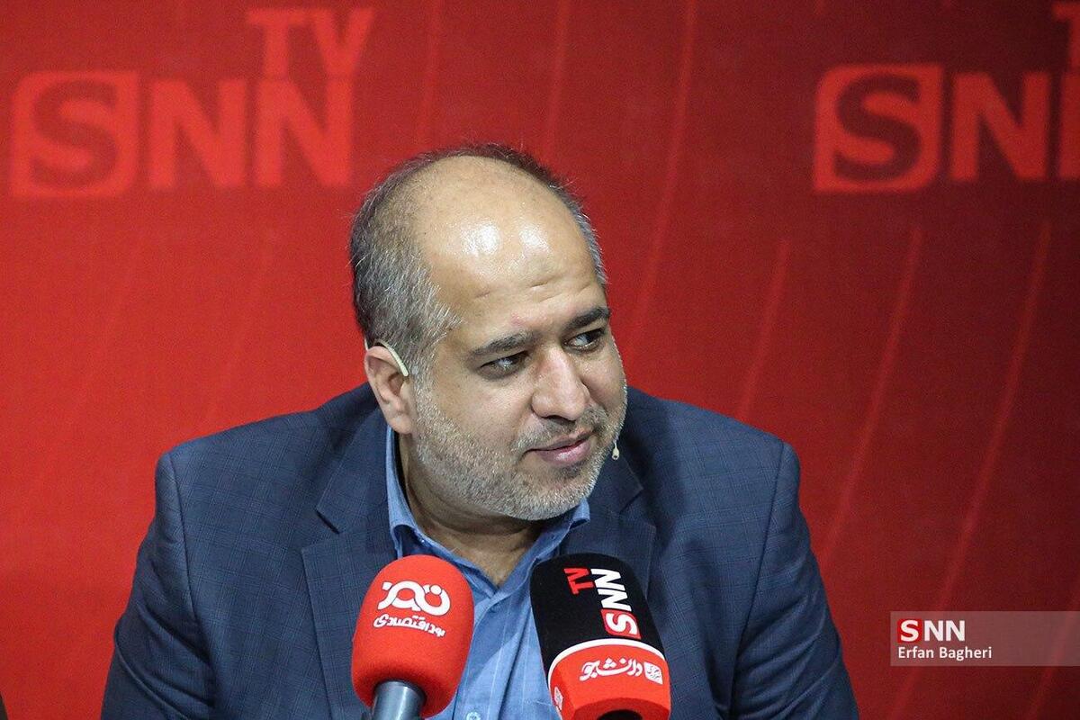 خضریان: تمدید مکانیسم ماشه موجب شرطی شدن اقتصاد کشور می‌گردد/سیاست خارجی نباید تبدیل به دعوا و دوقطبی‌های داخلی شود