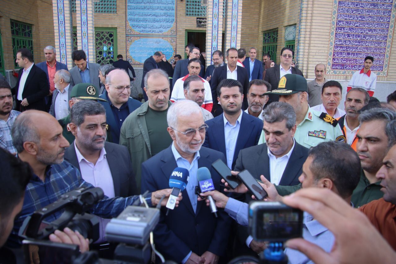 وزیر کشور: سمنان قابلیت تبدیل به قطب انرژی تجدیدپذیر کشور را دارد