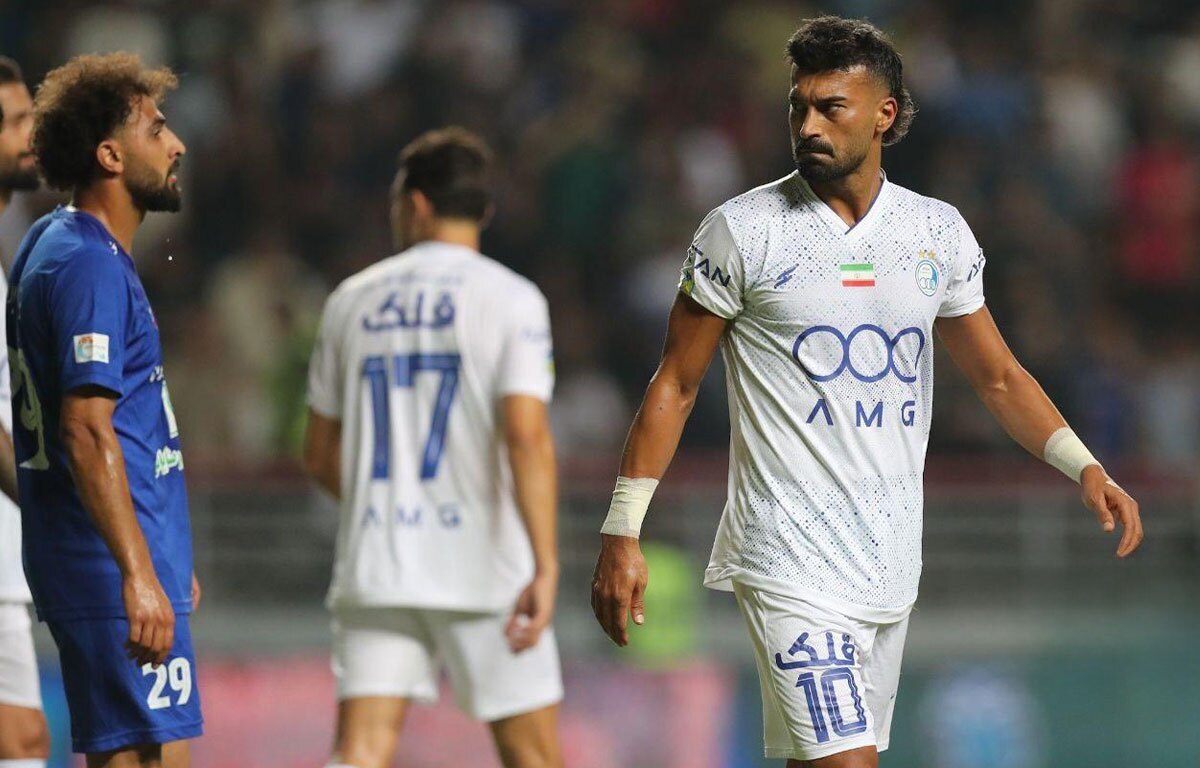 یک جلسه محرومیت برای رامین رضاییان