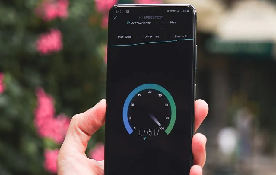 آیا برای اینترنت 6G آمادهاید؟ ترسیم دنیایی که در آن هر شیء یک نقطه اتصال هوشمند است آیا برای اینترنت 6G آمادهاید؟ ترسیم دنیایی که در آن هر شیء یک نقطه اتصال هوشمند است