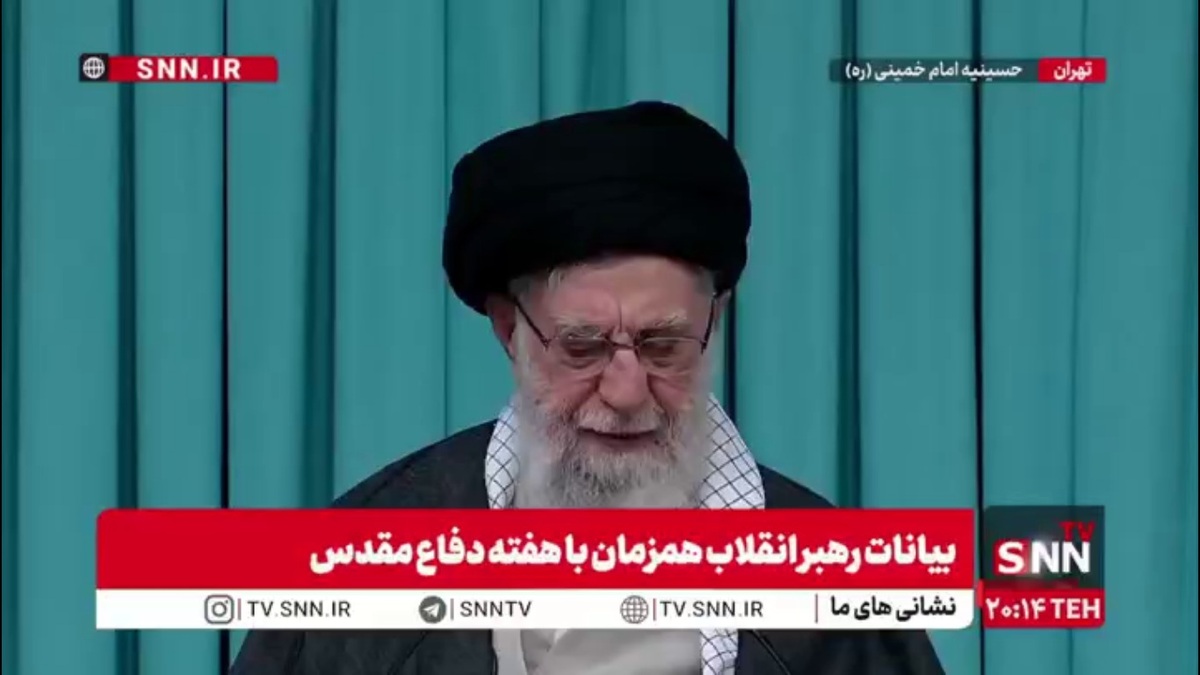 رهبر انقلاب: غنی سازی یک کلمه است اما زیر آن یک کتاب حرف است/ مردم از جهات مختلف از ماده اورانیوم غنی سازی شده سود میبرند
