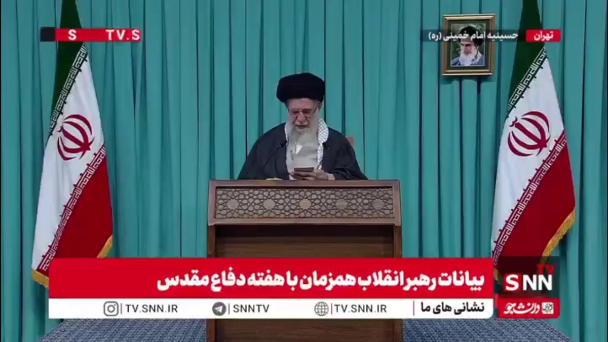 رهبر انقلاب: ما تسلیم فشار نمی شویم و نخواهیم شد نه در مورد غنی سازی بلکه در مورد هر قضیه ای فشار بر ما کارساز نیست