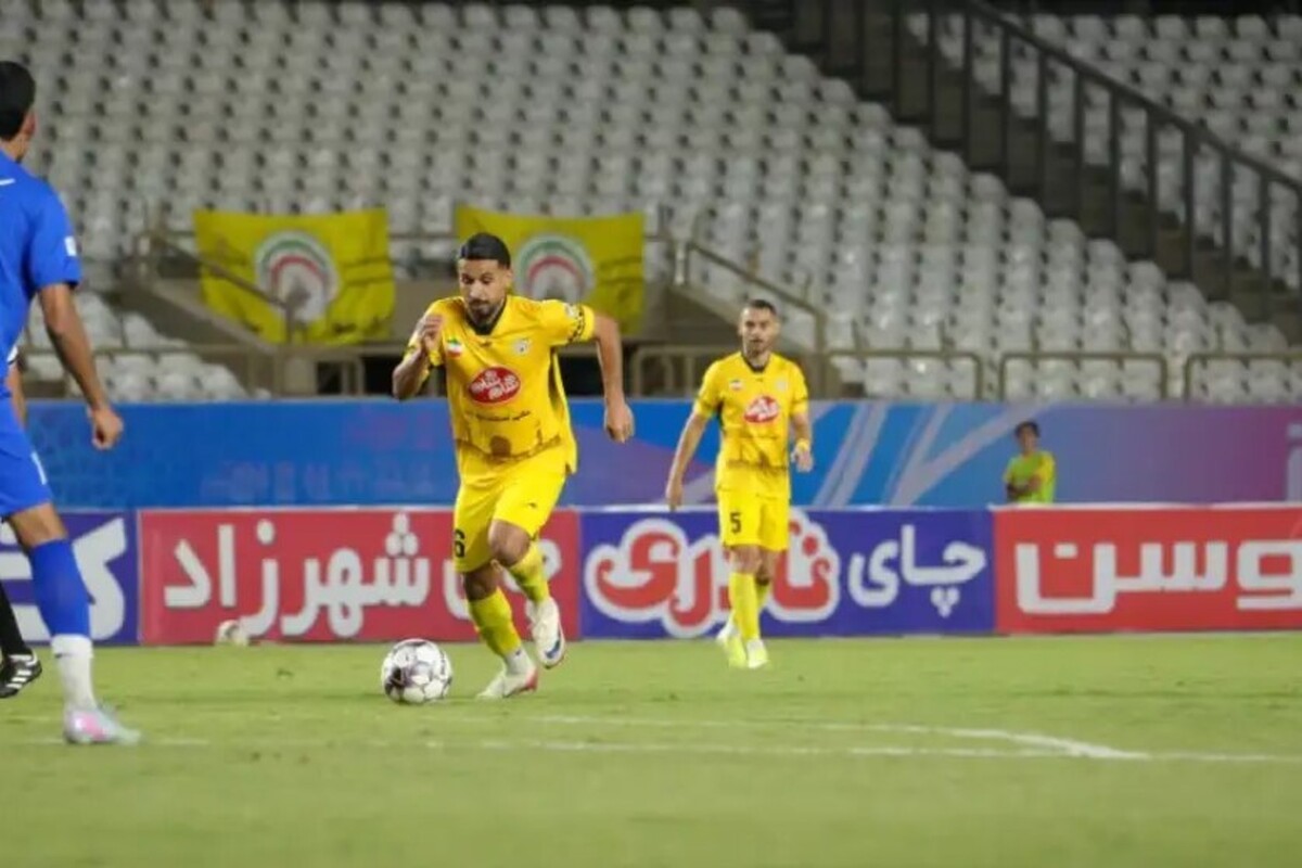 کامبک استقلال خوزستان مقابل میزبان خود در شیراز