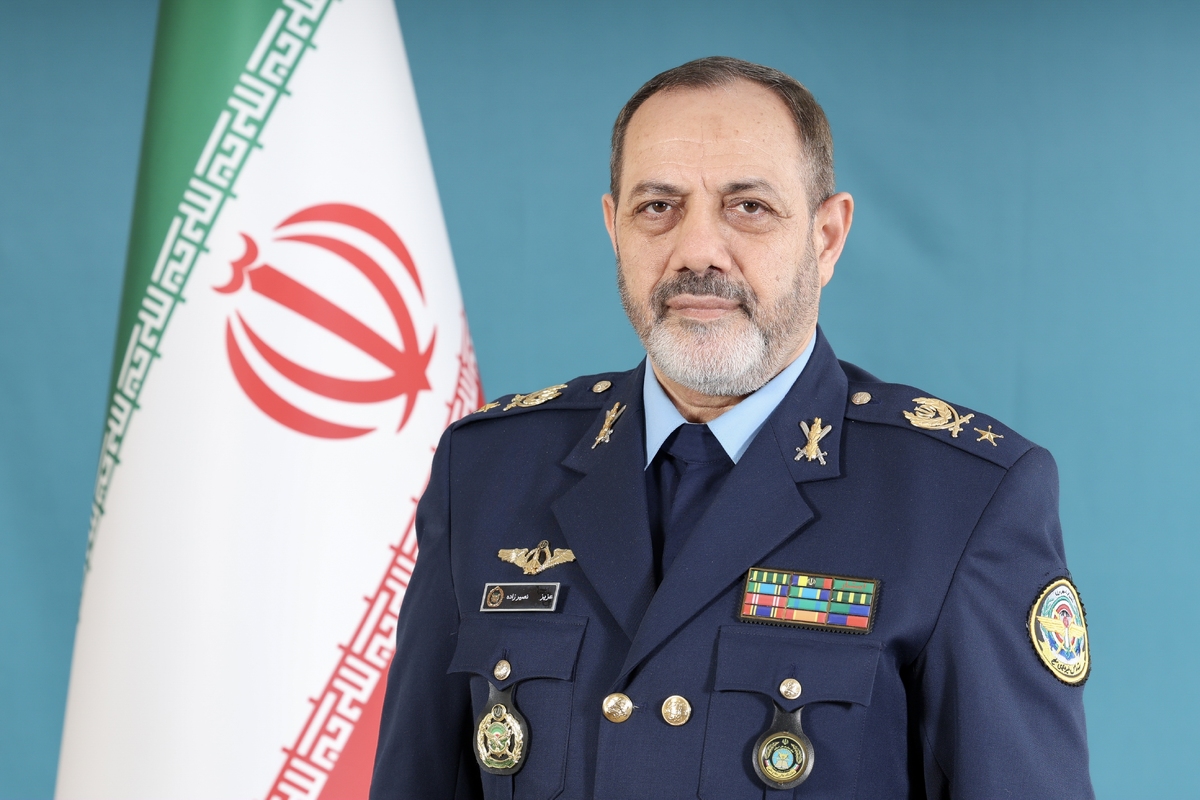 وزیر دفاع: باید مرتب آماده دفاع از کشور باشیم