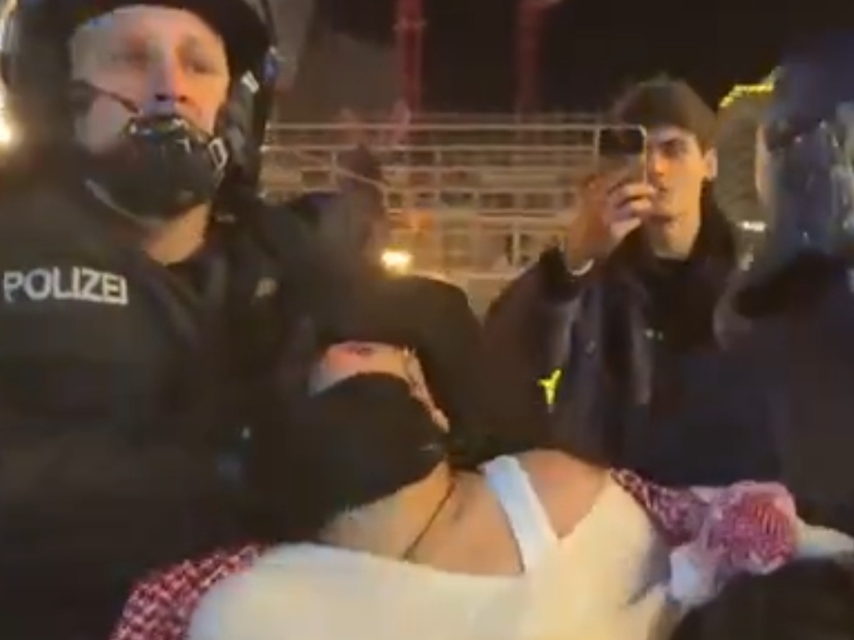 وحشی گری باورنکردنی پلیس آلمان نسبت به حامیان فلسطین