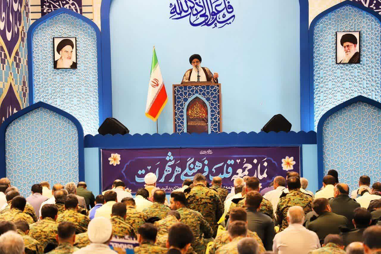 دشمن قصد دارد با جنگ روانی بر اقتصاد کشور تاثیر بگذارد