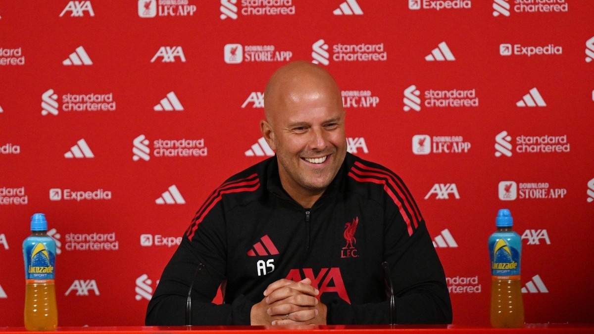 اسلوت: باید راه‌حلی برای ضربات ایستگاهی پیدا کنیم/ این ستاره‌ها را در اختیار نداریم