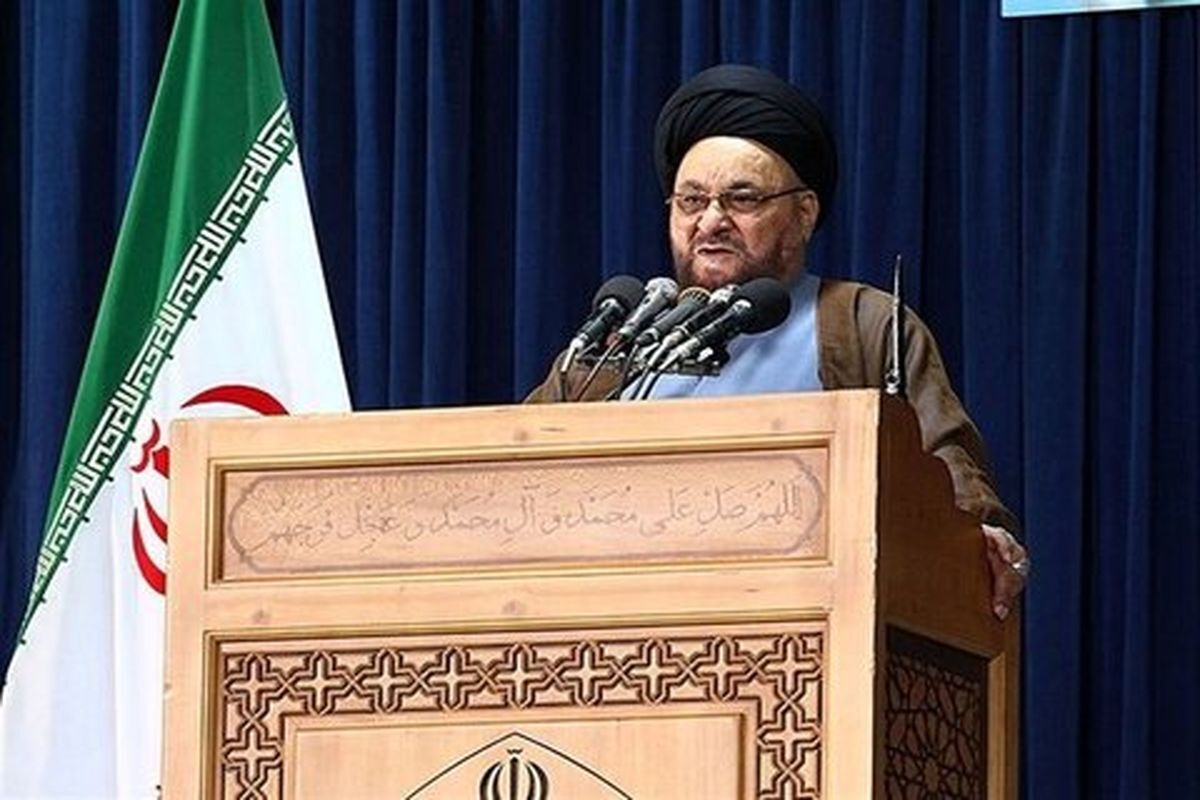 امام جمعه موقت اصفهان: نیروی انتظامی در جنگ ۱۲ روزه درخشید