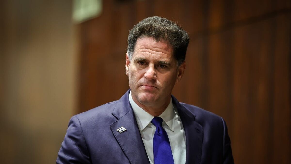 یدیعوت آحارانوت: نتانیاهو «ران درمر» را به عنوان رئیس هیئت مذاکره کننده راهی مصر می‌کند