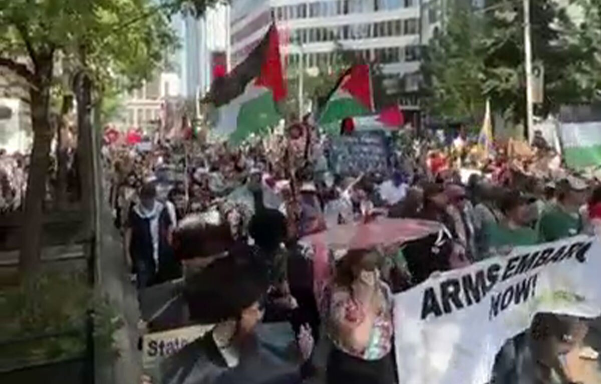 تظاهرات مردم کانادا در حمایت از مردم مظلوم غزه