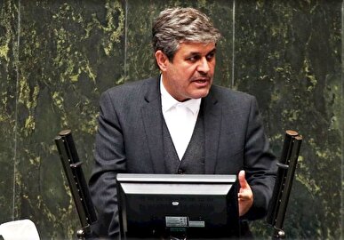 تاجگردون: مسئولیت تصمیمات ارزی دولت فقط به گردن بانک مرکزی نیست / حذف چهار صفر از پول فشار اقتصادی را کاهش می‌دهد