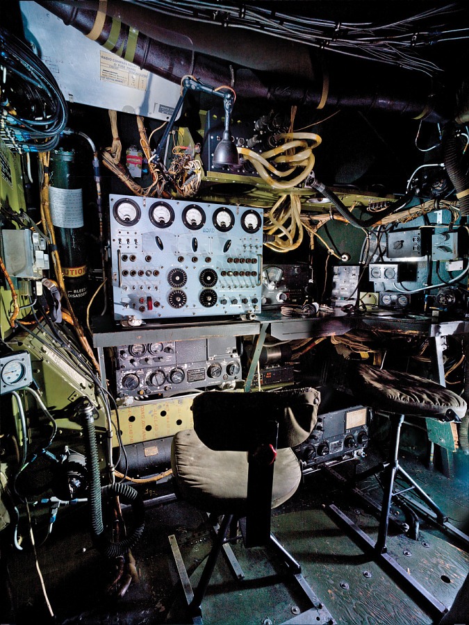 سرنوشت بمب&zwnj;افکن آمریکایی که بمب اتم را روی ژاپن انداخت چی شد؟