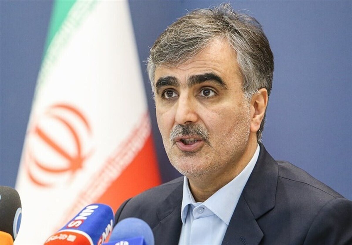 فرزین: عرضه ارز با نرخ توافقی در مرکز مبادله افزایش می&zwnj;یابد/ رئیس اتاق بازرگانی: تدابیر بانک مرکزی گره گشاست