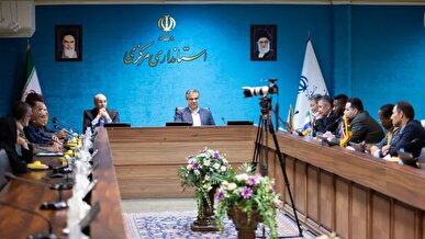 استاندار مرکزی: سال گذشته ۲ میلیارد دلار صادرات از ۳۸۰۰ واحد تولیدی استان داشتیم