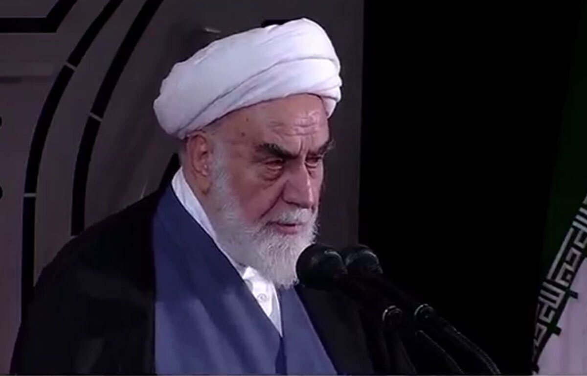 آن سالی که حضرت آقا فرمودند کمک کنید جریان ایران همدل ادامه دارد، هر چه توانستند دادند / آنچه قرآن گفته بود را ملت انجام دادند