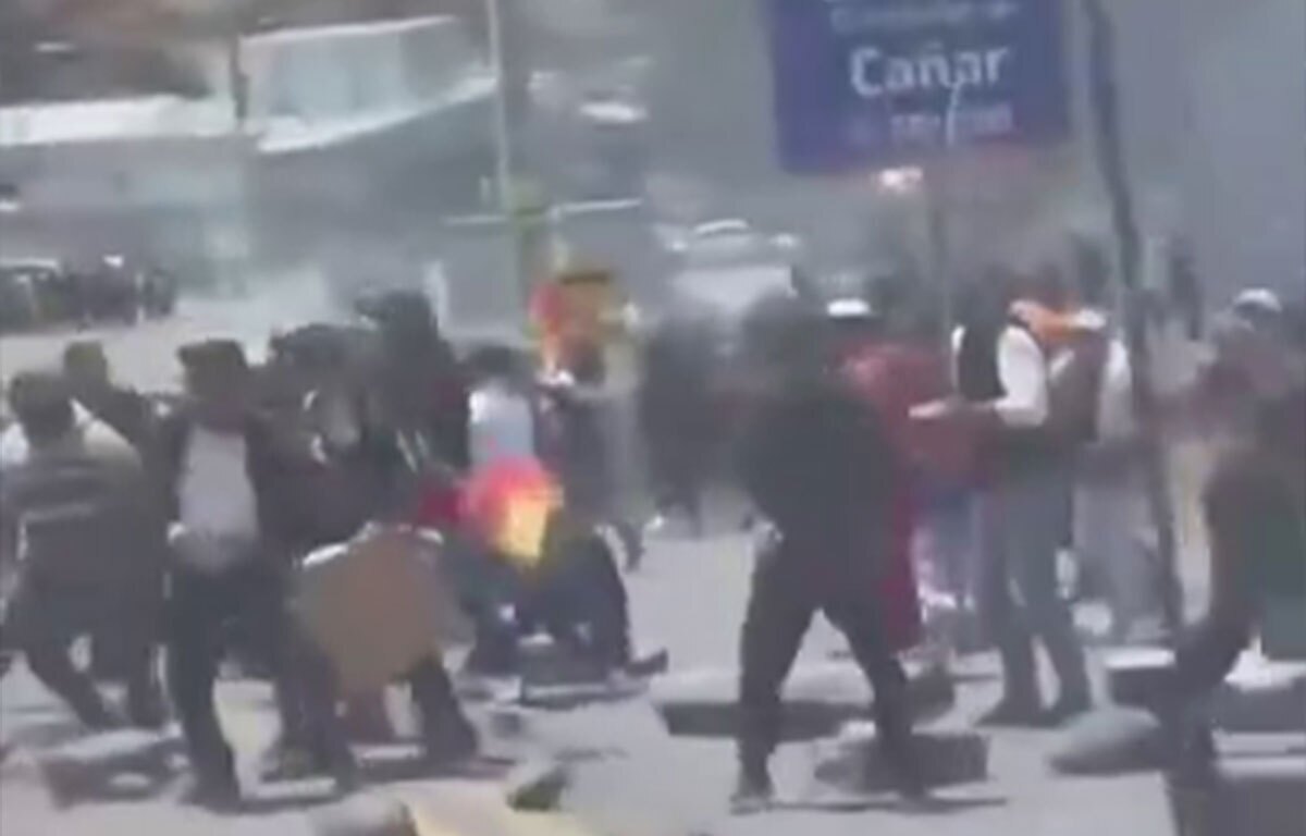 سوءقصد به جان رئیس‌جمهور اکوادور