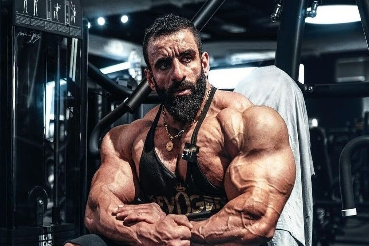 هادی چوپان در جستجوی دومین قهرمانی مستر المپیا: تلاش برای تاریخ‌سازی در لاس وگاس