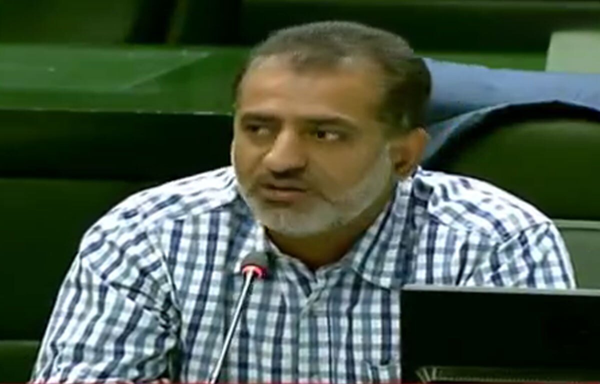 روحانی و ظریف باید پاسخگوی مسائل برجام باشند/ زنگنه شهوت قدرت داشت؛ الان باید هزینه کرسنت را بدهیم