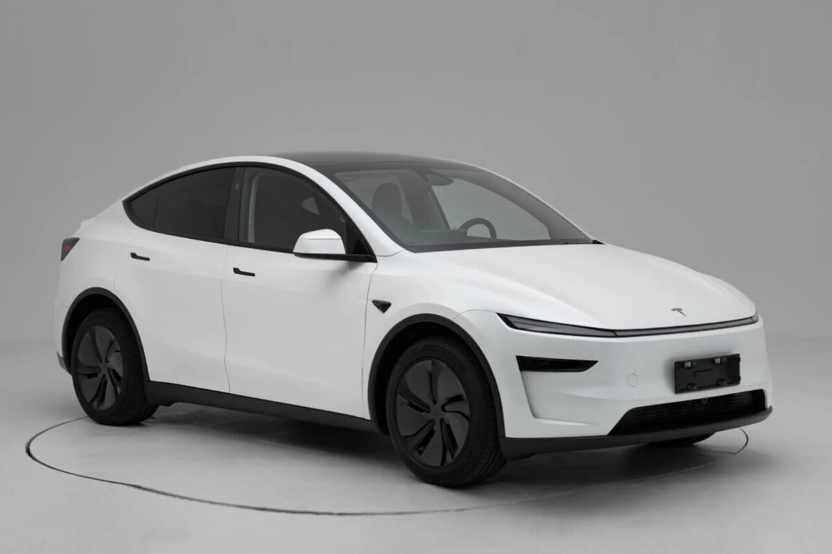 شاسی‌بلند جدید ایلان ماسک با یک‌بار شارژ تا ۸۰۰ کیلومتر می‌رود