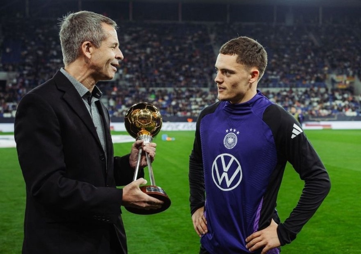 ستاره لیورپول در صدر فوتبال آلمان؛ فلوریان ویرتس مرد سال شد