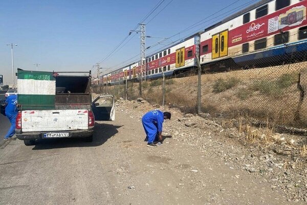 اجرای طرح جمع‌آوری پسماند خشک در حاشیه خط ۵ مترو تهران