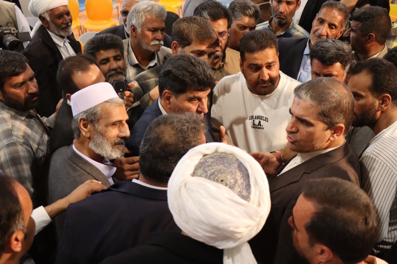 رسیدگی به بحران آب و تأخیر در پرداخت مطالبات گندمکاران