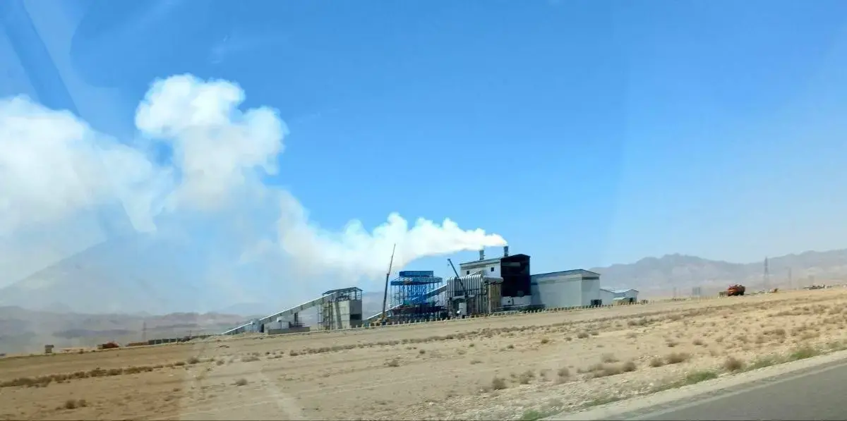 سه کارگر مصدوم با درجه سوختگی ۳۰ تا ۹۰ درصد در کارخانه فروسیلیس دامغان