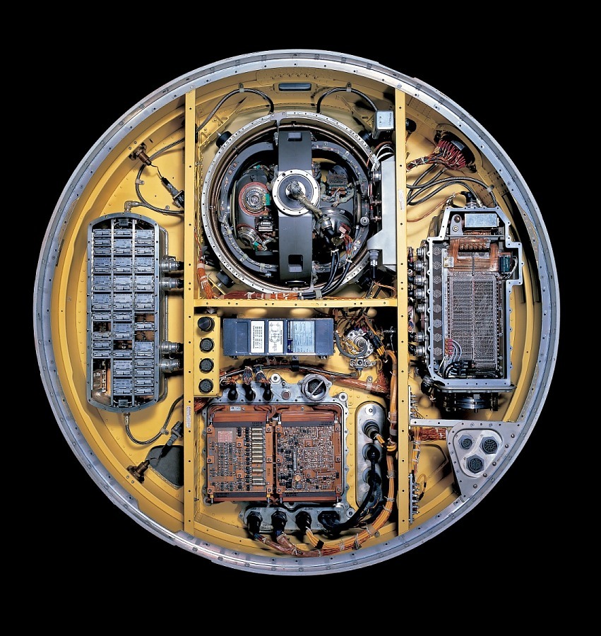 نگاهی به فناوری هدایت موشک&zwnj;های بالستیک/ نقش حیاتی ژیروسکوپ&zwnj;ها در ناوبری اینرسی