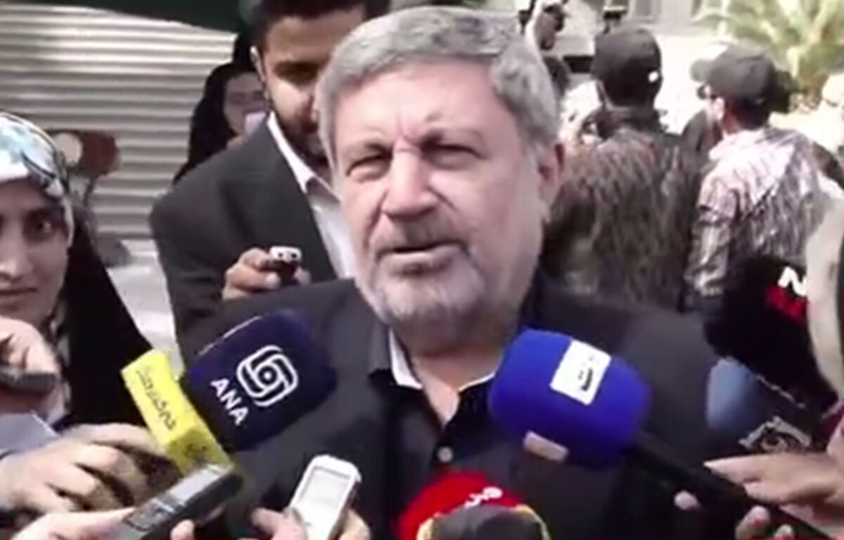 سیاست کلی آقای پزشکیان در سفر‌ها کاهش مجموعه تیم و همراهان است/ برخورد آمریکایی‌ها در دادن ویزا خیلی بد بود