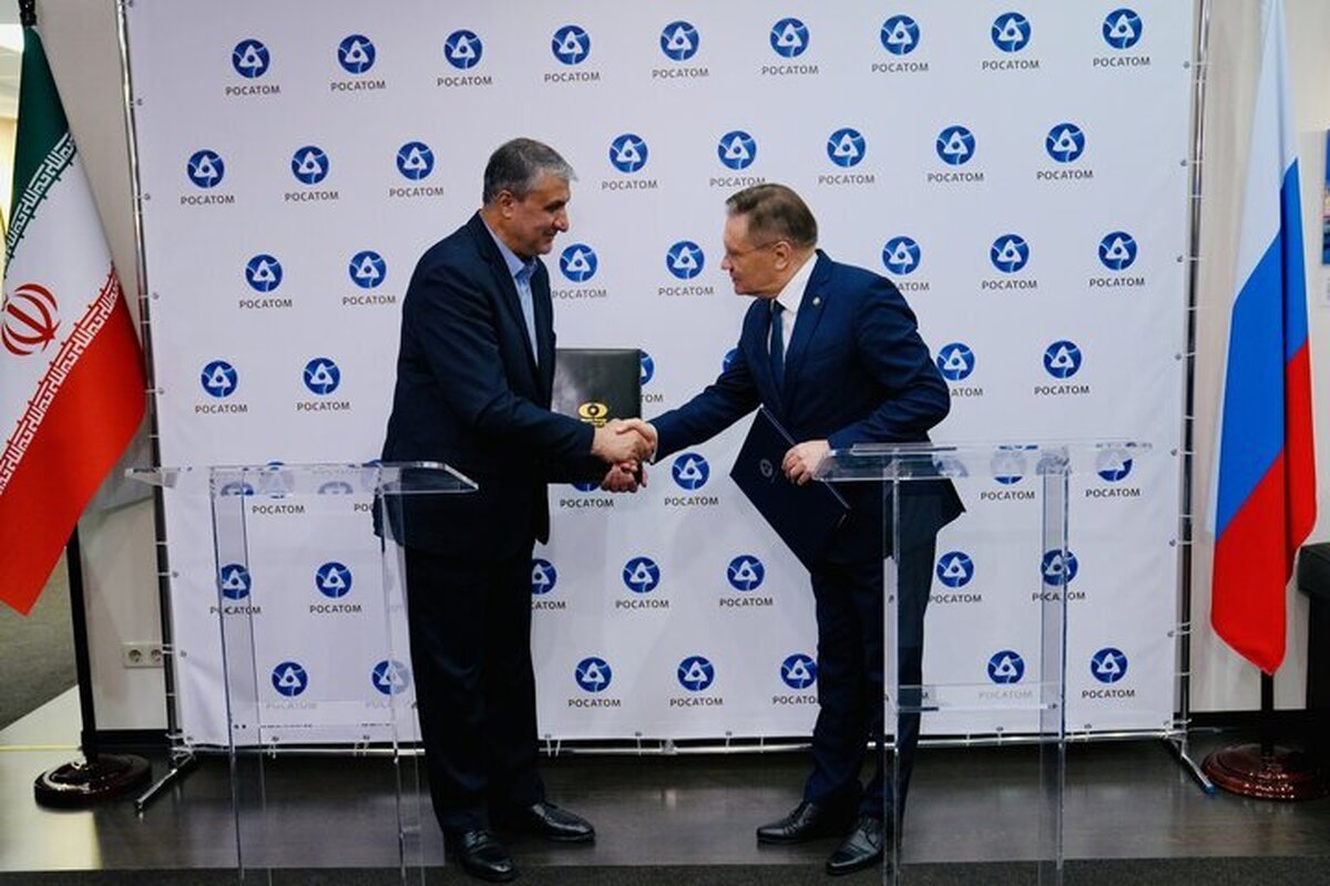 امضای یادداشت تفاهم همکاری بین سازمان انرژی اتمی ایران و شرکت روساتم