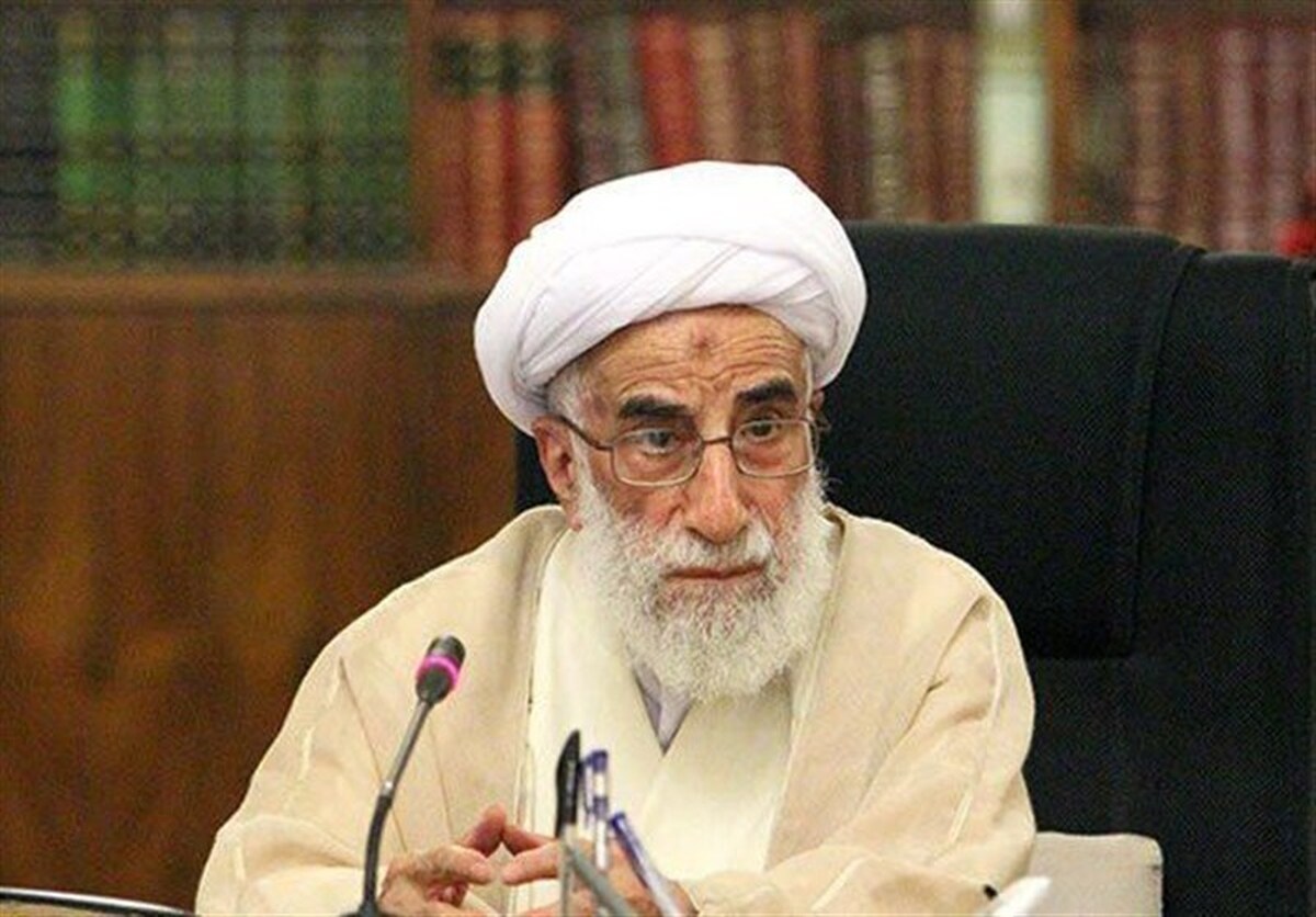 بیانات رهبری نقشه راه کشور در مواجهه با توطئه‌های دشمنان را مشخص کرد/ حفظ دست آوردهای دفاع مقدس  تضمین‌کننده عزت و اقتدار کشور