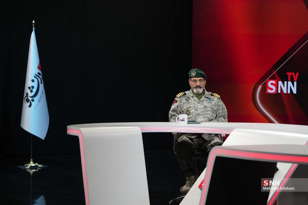 ناخدا صمدی: ارتش در اول جنگ غافلگیر نشد/ تضعیف ارتش با بخشنامه‌های سیاسی پیش از جنگ +فیلم