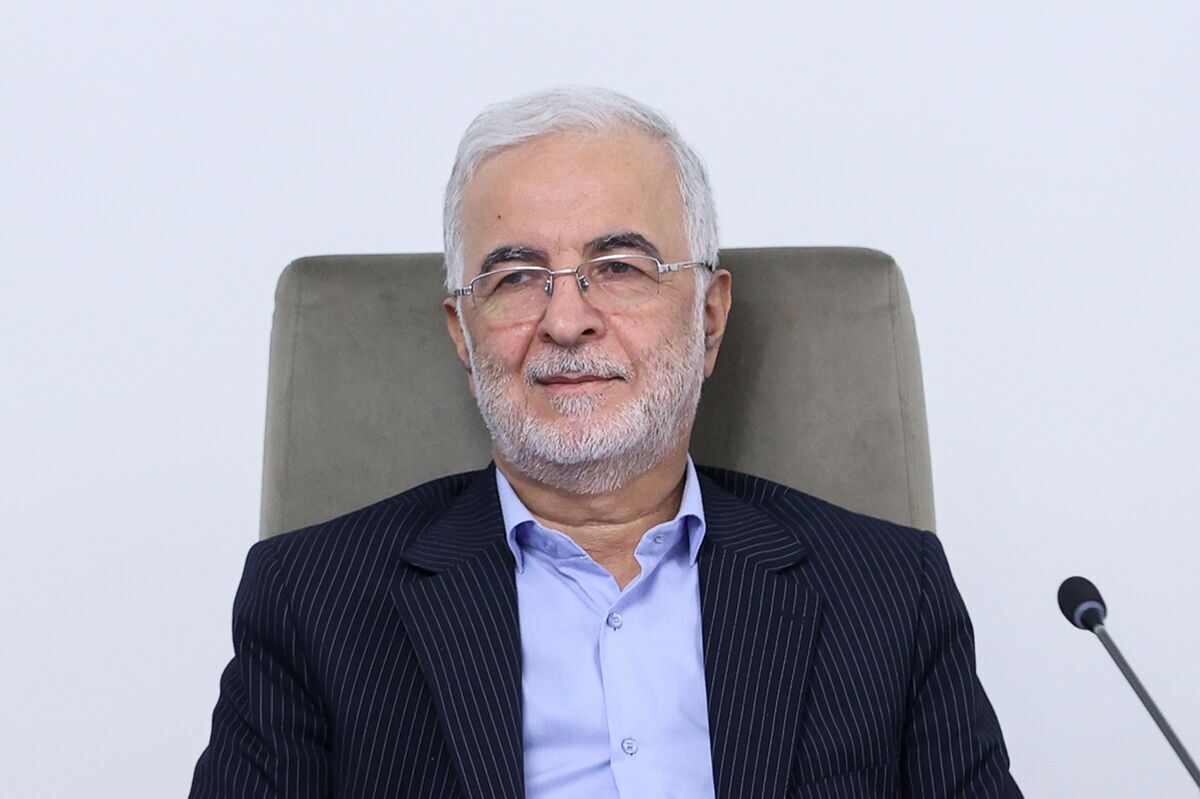 مومنی: تغییرات اقلیمی بحران‌ها را بیشتر کرده است / باید برای بحران‌های پیش رو که قابل پیش‌بینی است برنامه‌ریزی مناسب داشته باشیم + فیلم