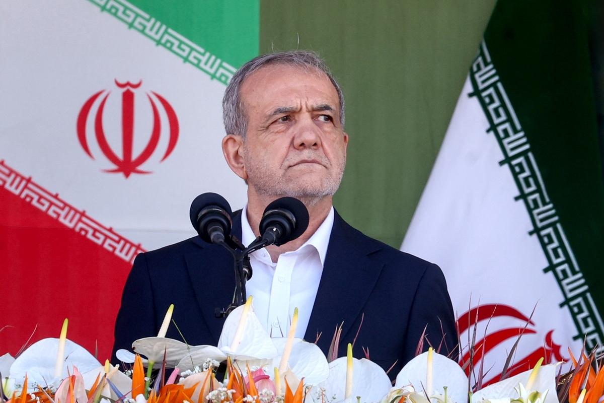 پزشکیان: نمیتوانم بپذیرم کلاسهای ما پایینتر از کلاسهای آنطرف آب باشد / آموزش باکیفیت ربطی به تحریم ندارد + فیلم