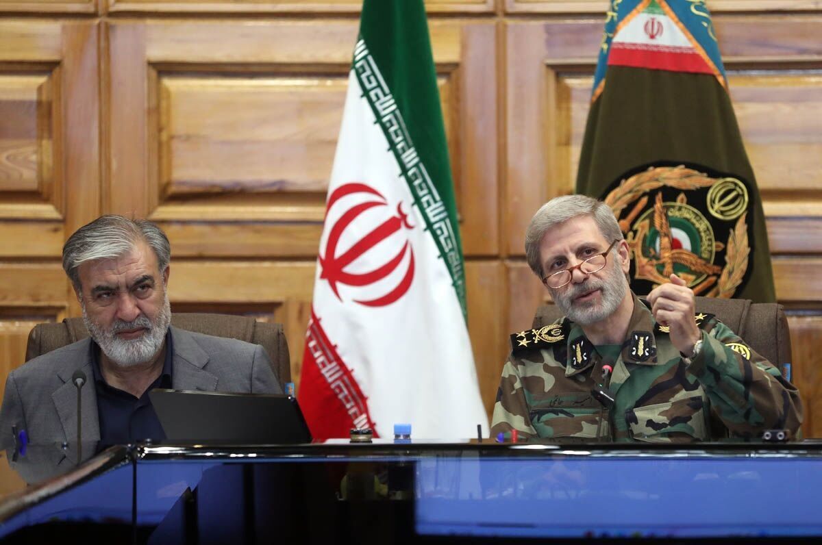 فرمانده کل ارتش: برای هرگونه تهدید رویکردهای جدیدی اتخاذ کردهایم